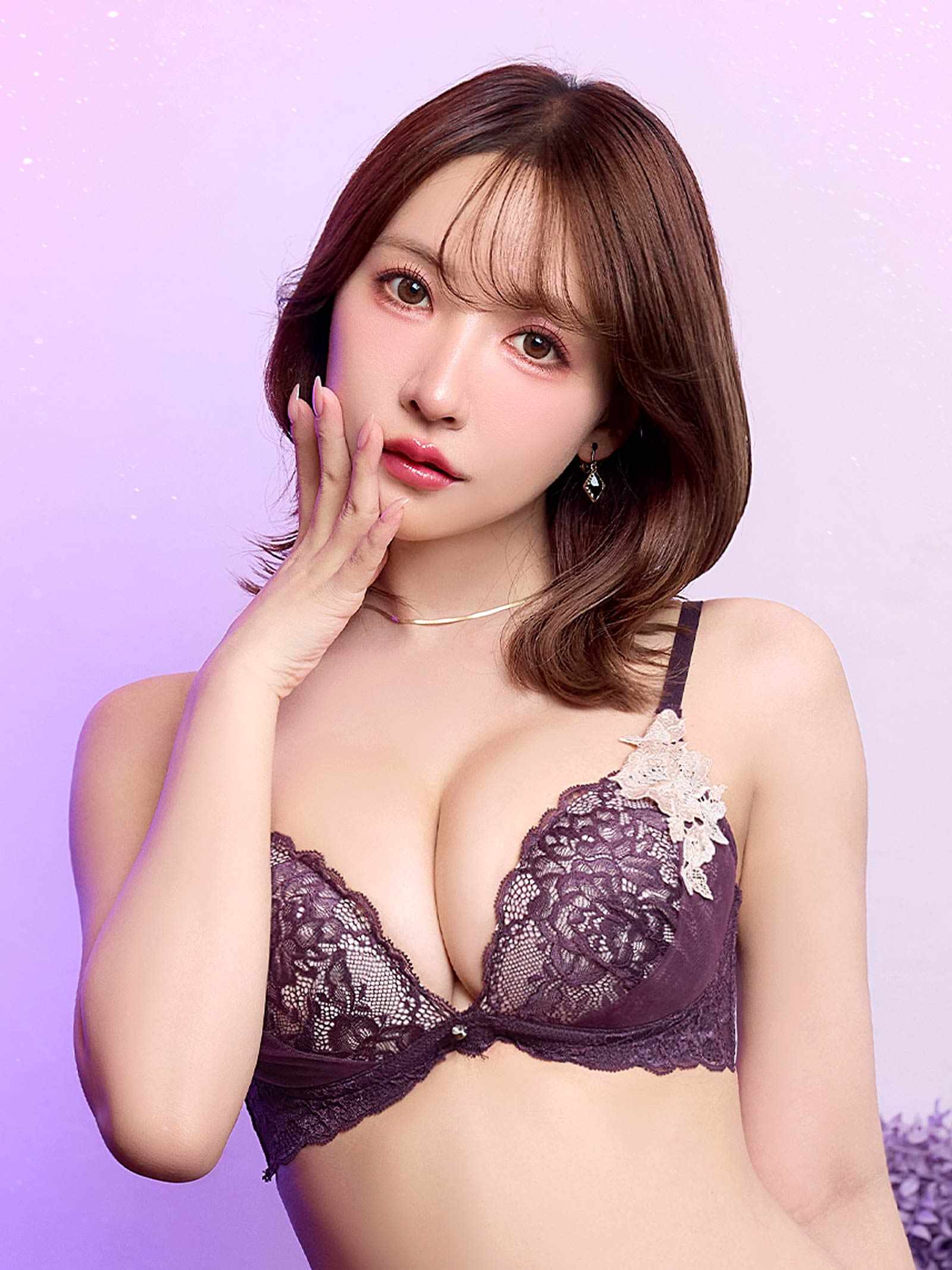 12/10新作!【三上悠亜着用】クラシックレーシィローズブラジャー&バック透けTバックショーツ