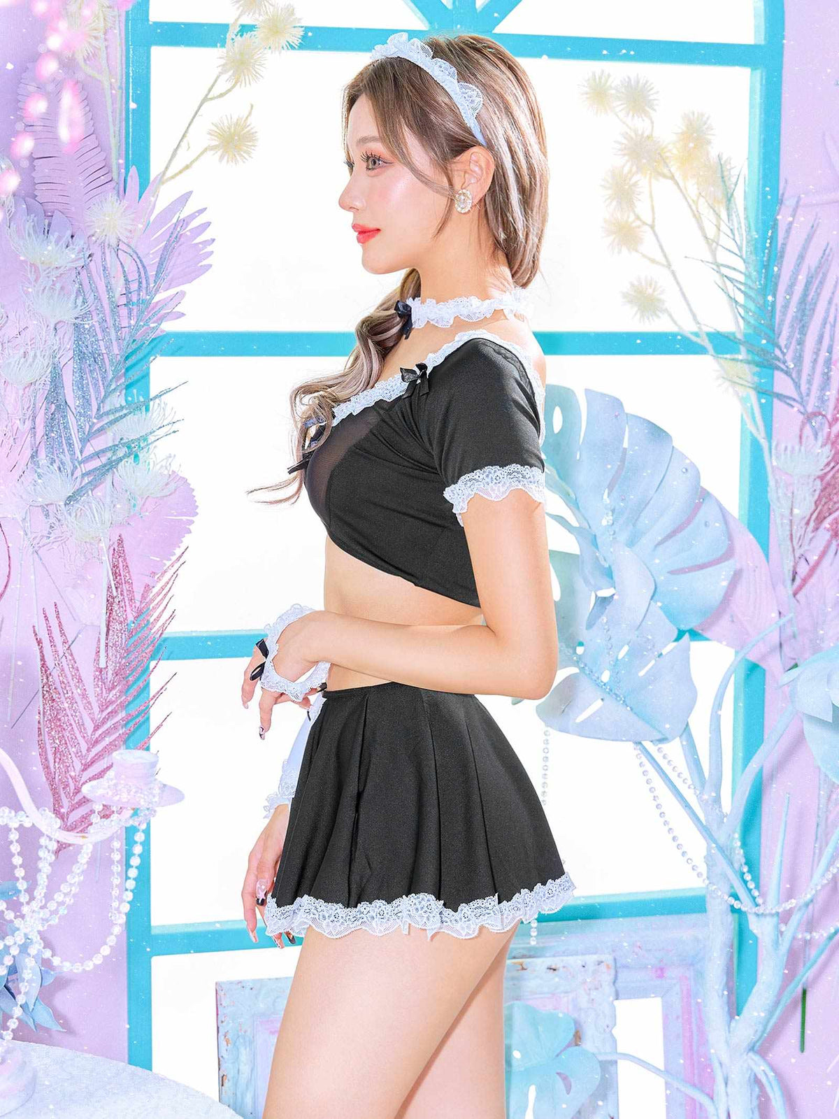 9/22新作![4点セット]セクシーシースルーメイド風コスプレランジェリー